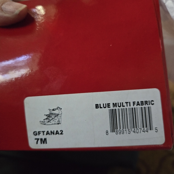 Guess CUTE brown& denim wedge heels sz7 NEW in box - Picture 10 of 10